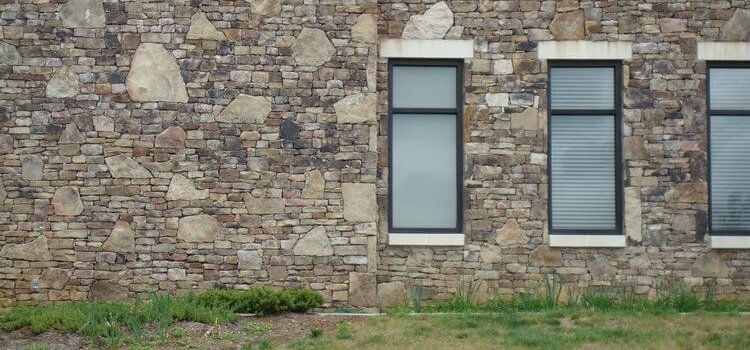 Medium Fieldstone Wall Installation